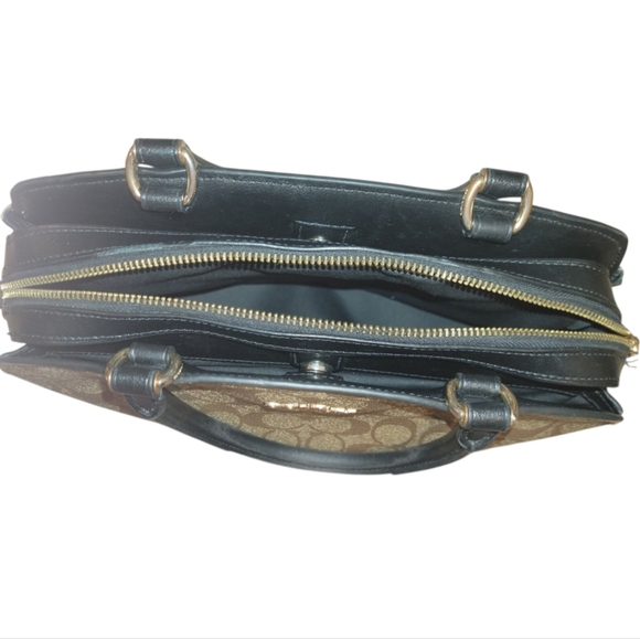 Vintage Coach Lillie Signature Carryall In Signatue Canvas Gold Tone Hardware - Picture 12 of 16